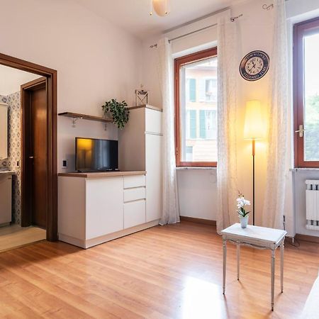 Casa Blu Flexyrent Apartment Wifi - No Ac Milánó Kültér fotó
